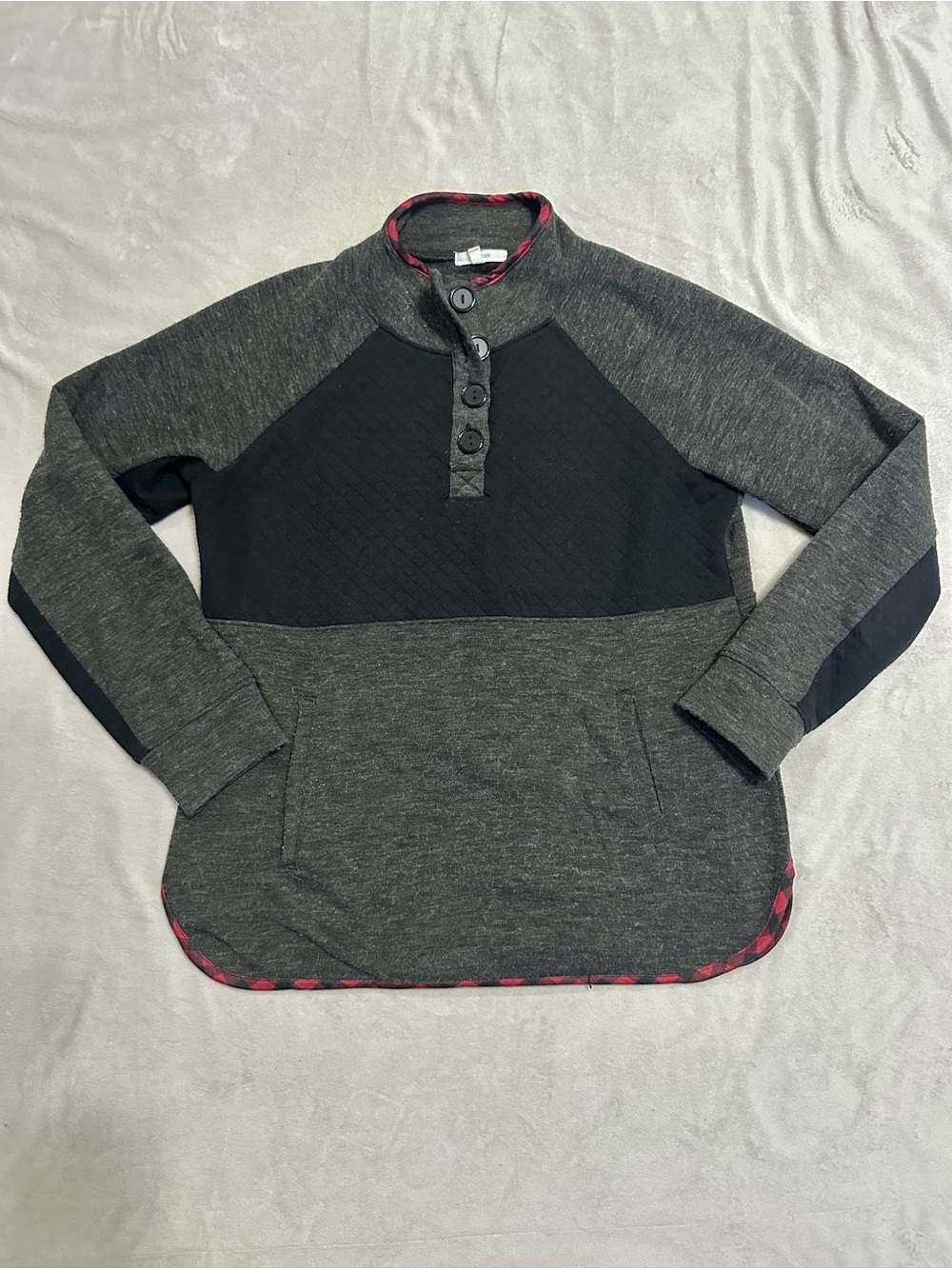 Maurice's Cozy Gray & Black Button Long Sleeve Pullover Sweater Size Small